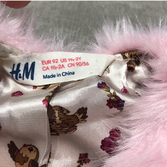 H&M Fuzzy Vest - Picture 3 of 5